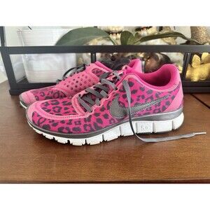 Nike Women's Pink Leopard Print Sneakers